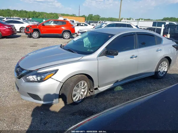 1N4AL3AP7JC271068 2018 NISSAN ALTIMA - Image 2