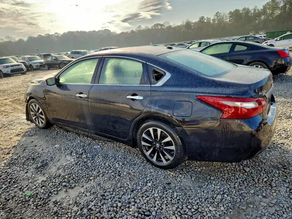 1N4AL3AP7JC273676 2018 NISSAN ALTIMA - Image 2
