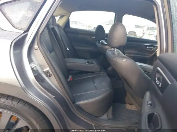 1N4AL3AP7JC274083 2018 NISSAN ALTIMA - Image 8