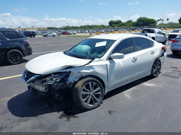 1N4AL3AP7JC274908 2018 NISSAN ALTIMA - Image 2