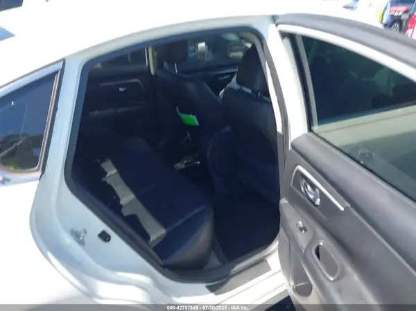 1N4AL3AP7JC274908 2018 NISSAN ALTIMA - Image 8