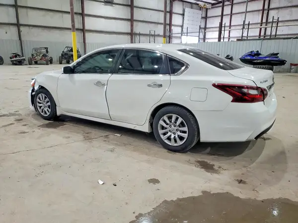 1N4AL3AP7JC275055 2018 NISSAN ALTIMA - Image 2