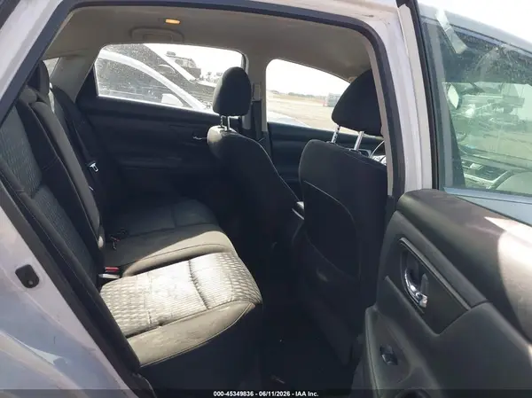 1N4AL3AP7JC276139 2018 NISSAN ALTIMA - Image 8