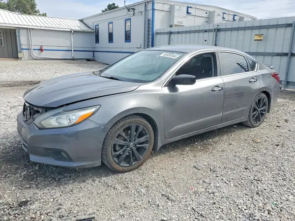 1N4AL3AP7JC276299 2018 NISSAN ALTIMA - Image 1