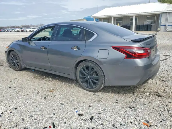 1N4AL3AP7JC276299 2018 NISSAN ALTIMA - Image 2