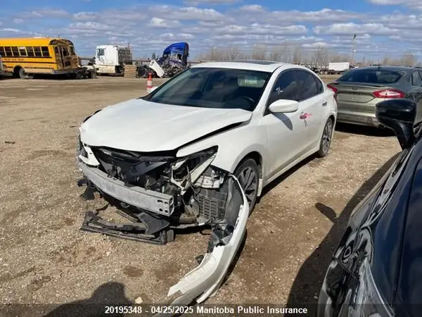 1N4AL3AP7JC278215 2018 NISSAN ALTIMA - Image 2