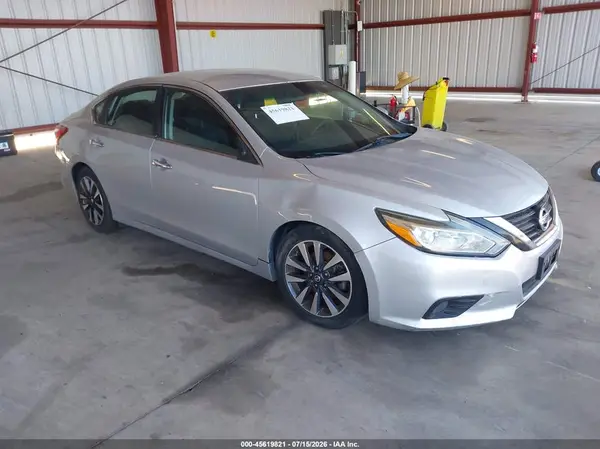 1N4AL3AP7JC283317 2018 NISSAN ALTIMA - Image 1