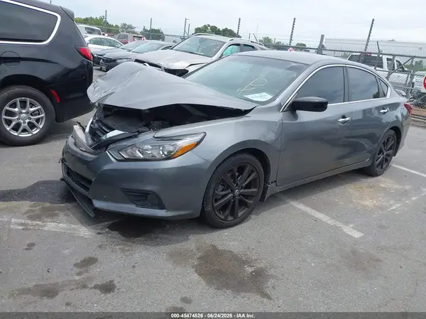 1N4AL3AP7JC288470 2018 NISSAN ALTIMA - Image 2