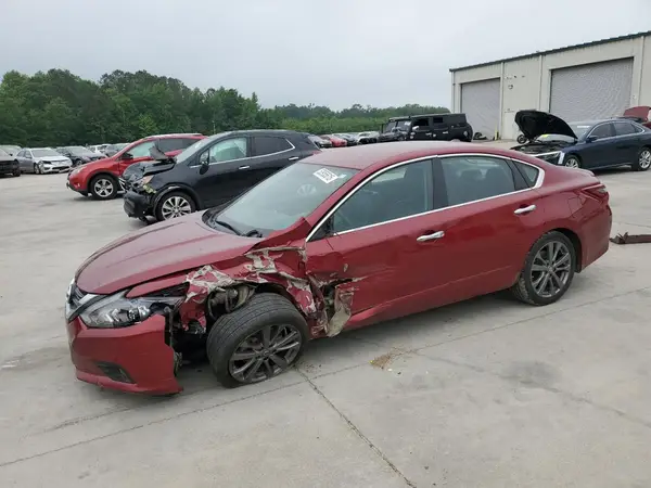 1N4AL3AP7JC289747 2018 NISSAN ALTIMA - Image 1