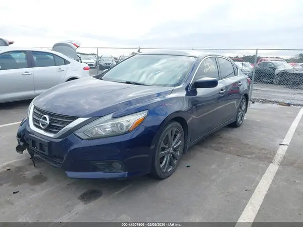 1N4AL3AP7JC290820 2018 NISSAN ALTIMA - Image 2