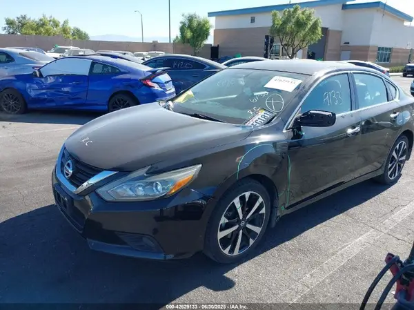 1N4AL3AP7JC291465 2018 NISSAN ALTIMA - Image 2