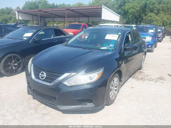 1N4AL3AP7JC291756 2018 NISSAN ALTIMA - Image 2