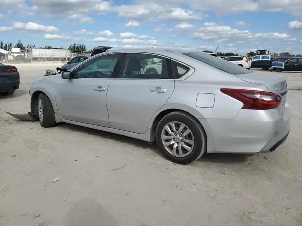1N4AL3AP7JC292275 2018 NISSAN ALTIMA - Image 2