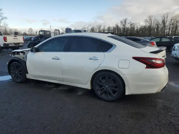 1N4AL3AP7JC292728 2018 NISSAN ALTIMA - Image 2