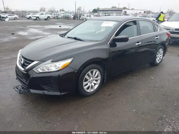 1N4AL3AP7JC293264 2018 NISSAN ALTIMA - Image 2