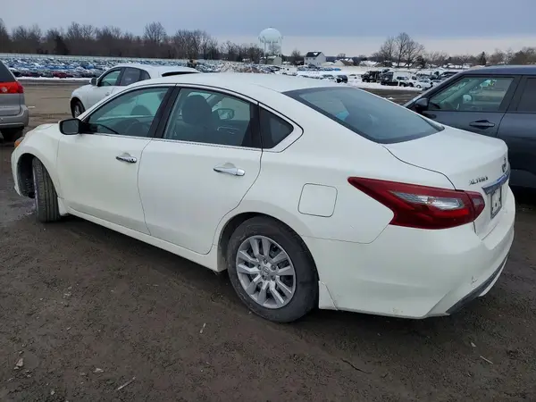 1N4AL3AP7JC294611 2018 NISSAN ALTIMA - Image 2