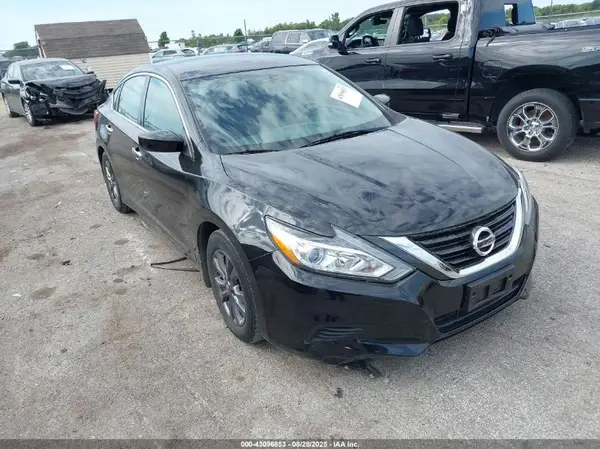 1N4AL3AP7JC295919 2018 NISSAN ALTIMA - Image 1