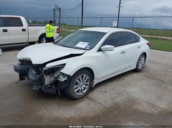 1N4AL3AP7JC299811 2018 NISSAN ALTIMA - Image 2