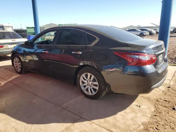 1N4AL3AP7JC470086 2018 NISSAN ALTIMA - Image 2