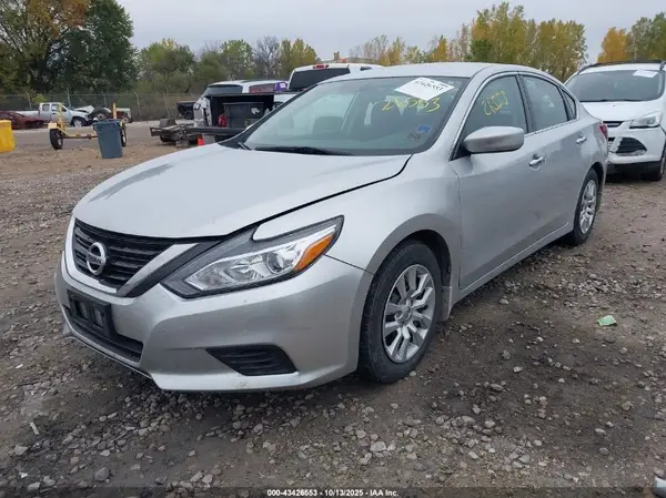 1N4AL3AP7JC470511 2018 NISSAN ALTIMA - Image 2