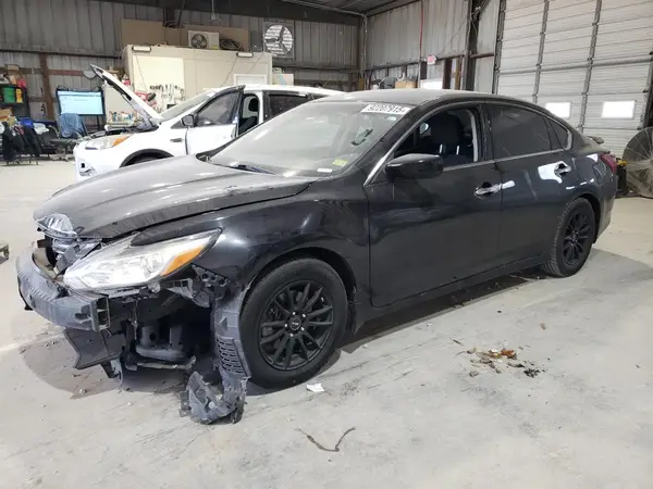 1N4AL3AP7JC471786 2018 NISSAN ALTIMA - Image 1