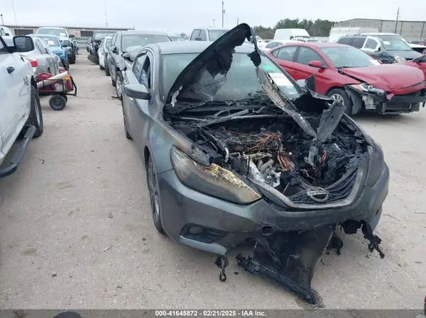 1N4AL3AP7JC474316 2018 NISSAN ALTIMA - Image 1