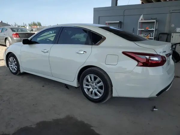 1N4AL3AP7JC474963 2018 NISSAN ALTIMA - Image 2
