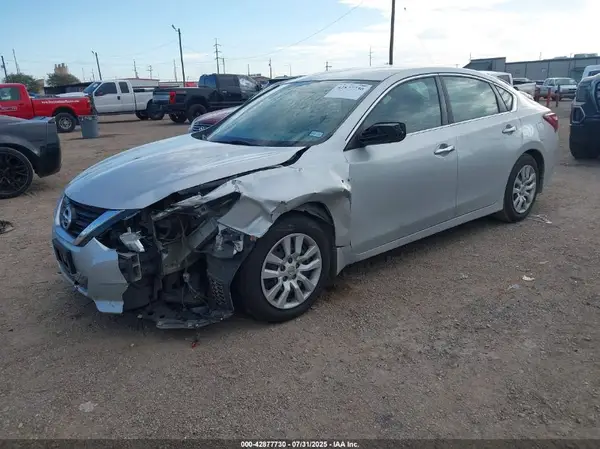 1N4AL3AP7JC475210 2018 NISSAN ALTIMA - Image 2