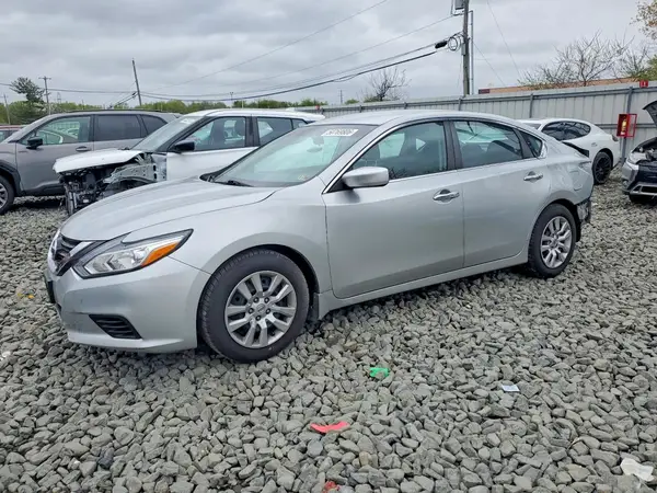 1N4AL3AP7JC475238 2018 NISSAN ALTIMA - Image 1