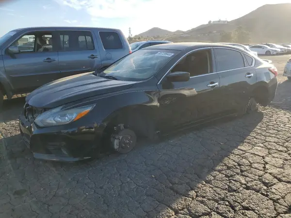 1N4AL3AP7JC475773 2018 NISSAN ALTIMA - Image 1