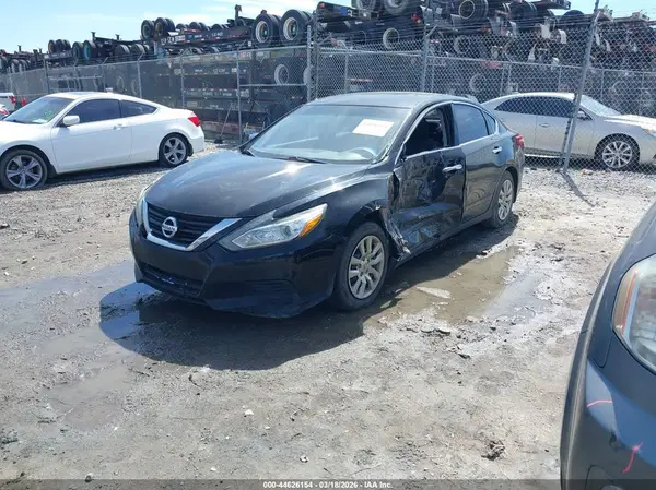 1N4AL3AP7JC476244 2018 NISSAN ALTIMA - Image 2