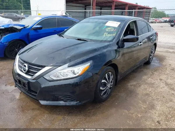 1N4AL3AP7JC476602 2018 NISSAN ALTIMA - Image 2