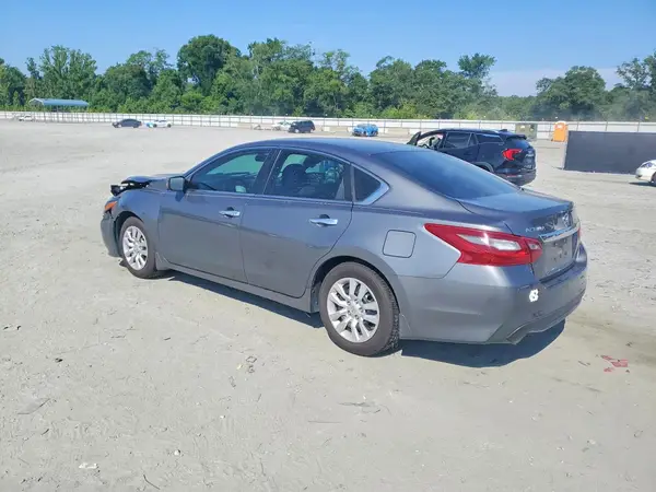 1N4AL3AP7JC479192 2018 NISSAN ALTIMA - Image 2