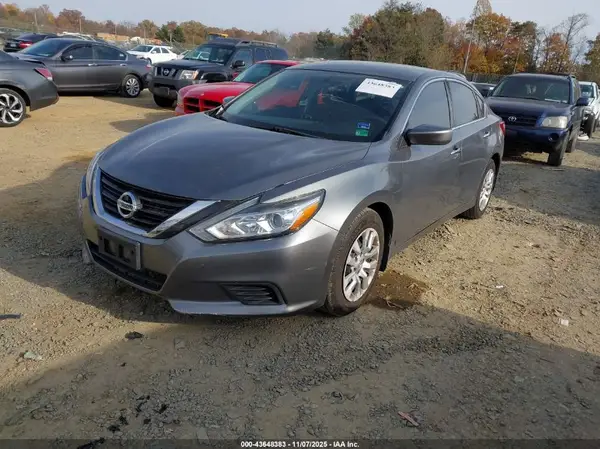 1N4AL3AP7JC479578 2018 NISSAN ALTIMA - Image 2
