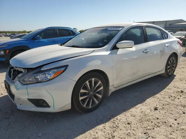 1N4AL3AP8GC116795 2016 NISSAN ALTIMA - Image 1