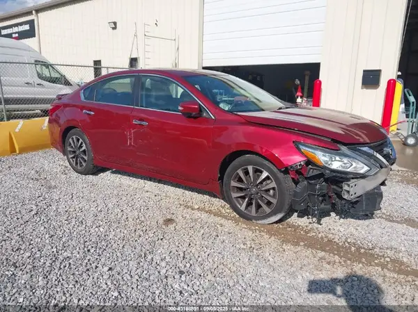 1N4AL3AP8GC116960 2016 NISSAN ALTIMA - Image 1