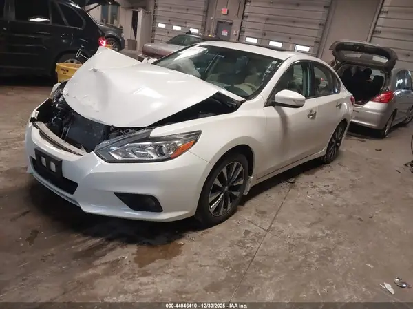 1N4AL3AP8GC117574 2016 NISSAN ALTIMA - Image 2