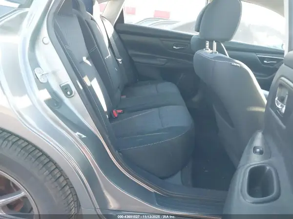 1N4AL3AP8GC120636 2016 NISSAN ALTIMA - Image 8