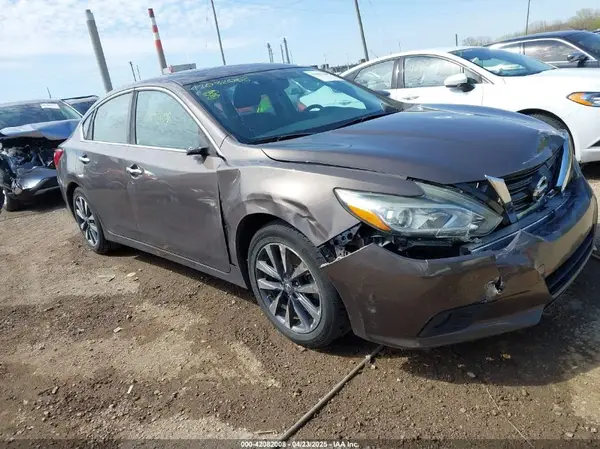 1N4AL3AP8GC120975 2016 NISSAN ALTIMA - Image 1