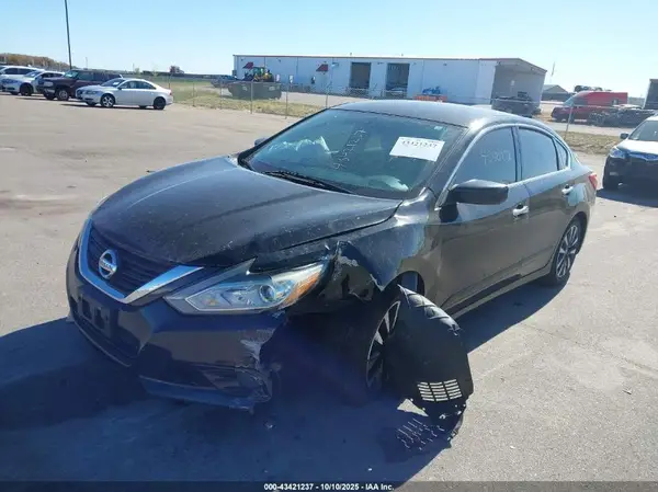 1N4AL3AP8GC123553 2016 NISSAN ALTIMA - Image 2