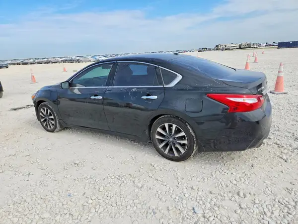 1N4AL3AP8GC129501 2016 NISSAN ALTIMA - Image 2