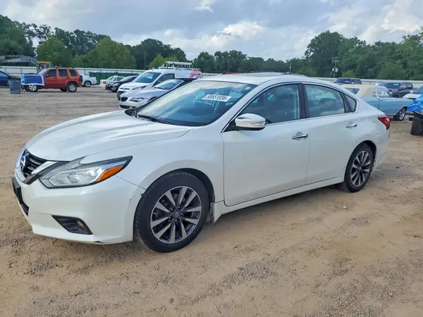 1N4AL3AP8GC130857 2016 NISSAN ALTIMA - Image 1