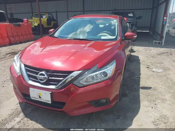 1N4AL3AP8GC131913 2016 NISSAN ALTIMA - Image 2