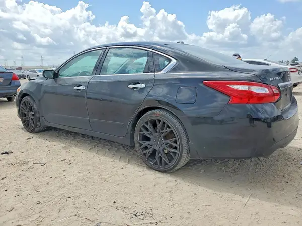 1N4AL3AP8GC132835 2016 NISSAN ALTIMA - Image 2