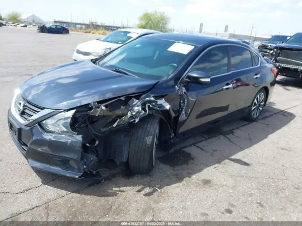 1N4AL3AP8GC133418 2016 NISSAN ALTIMA - Image 2