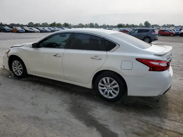 1N4AL3AP8GC136724 2016 NISSAN ALTIMA - Image 2