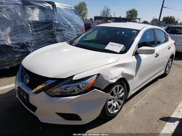 1N4AL3AP8GC136819 2016 NISSAN ALTIMA - Image 2