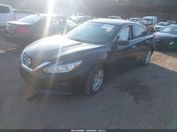1N4AL3AP8GC138831 2016 NISSAN ALTIMA - Image 2