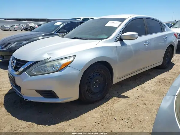 1N4AL3AP8GC141681 2016 NISSAN ALTIMA - Image 2