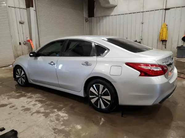 1N4AL3AP8GC142622 2016 NISSAN ALTIMA - Image 2